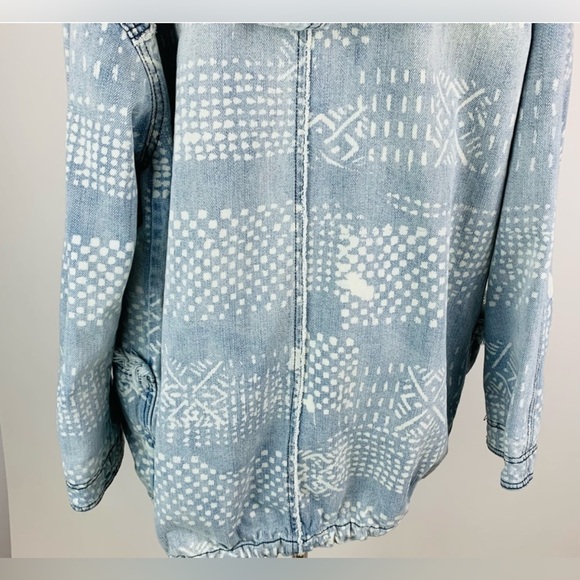 Free People Light Blue Hooded Jean Jacket with White Accents - Picture 11 of 16